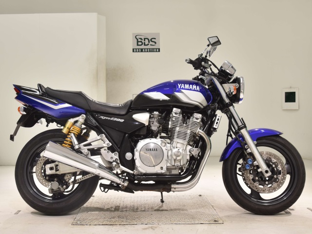 Yamaha XJR1300 2001