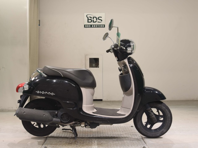 Honda GIORNO 2011