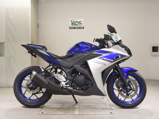 Yamaha YZF-R25 2015