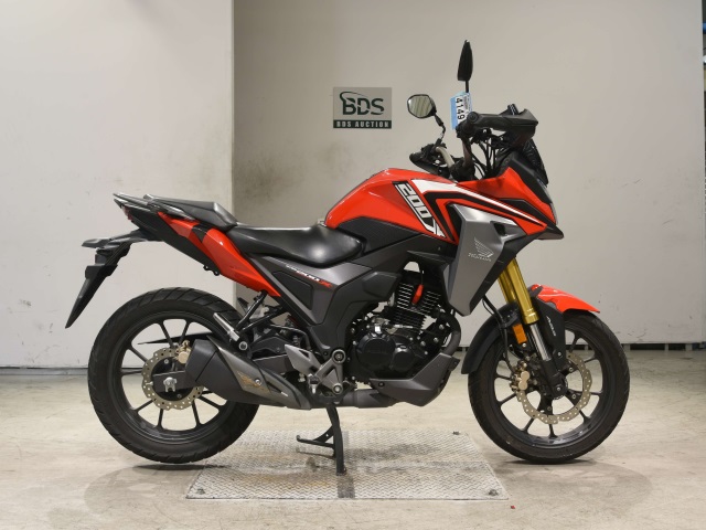 Honda CB200XA 2022