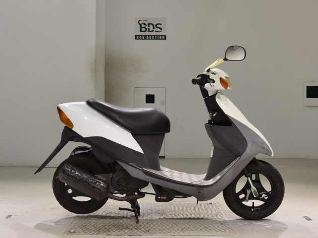 Suzuki LETS2