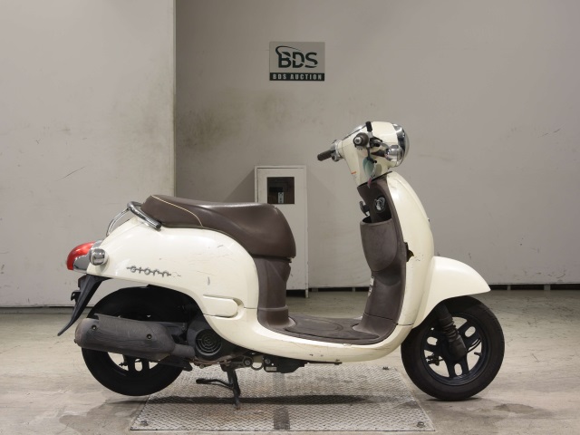 Honda GIORNO 2011