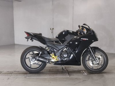 Honda CBR250R 2015