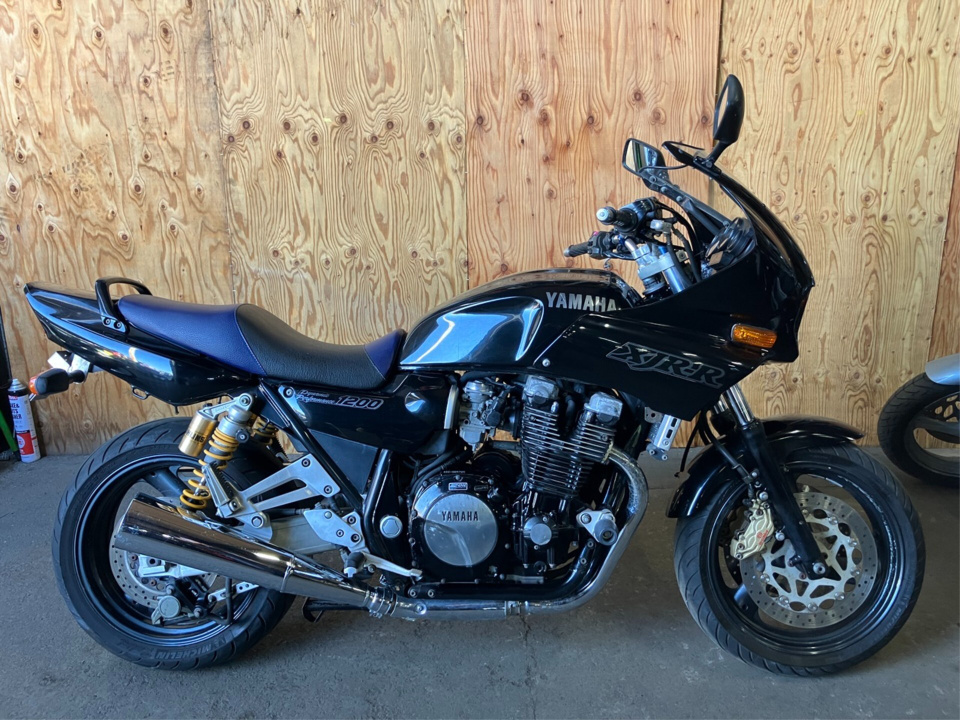 Yamaha XJR1200R 1997