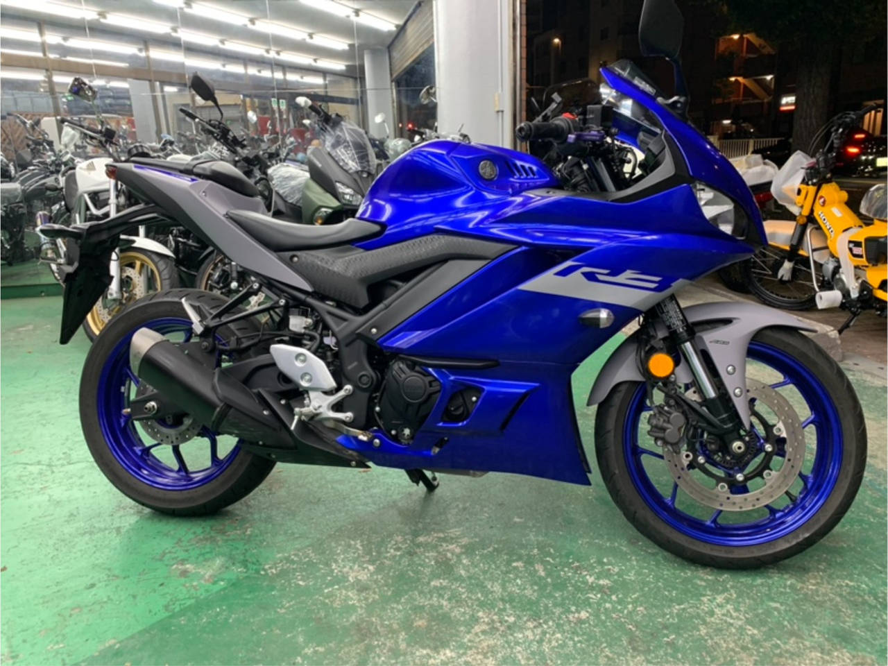 Yamaha YZF-R3A 2022