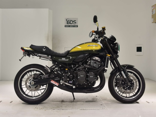 Kawasaki Z900RS 2023
