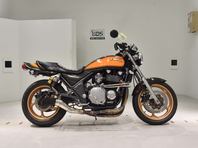Kawasaki ZEPHYR1100 2023