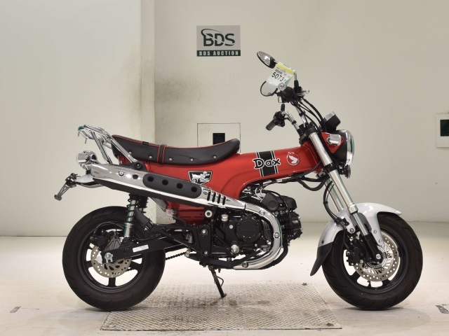Honda DAX125 2022