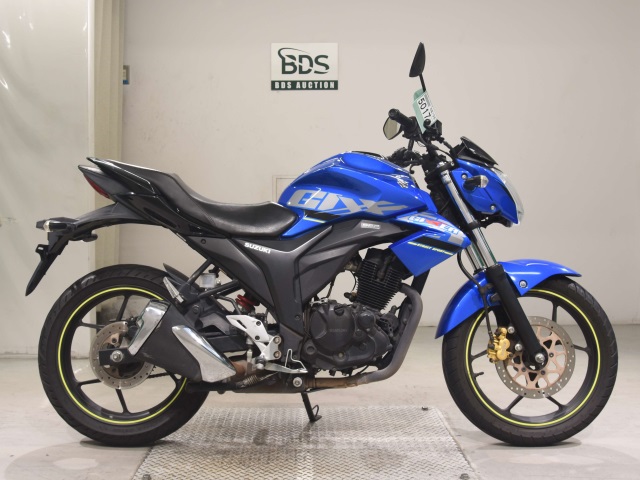 Suzuki GIXXER150