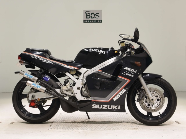 Suzuki RGV250