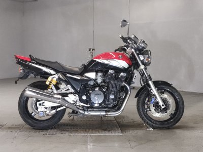Yamaha XJR1300 2004