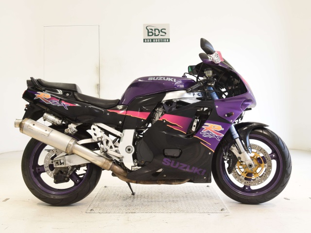 Suzuki GSX-R750