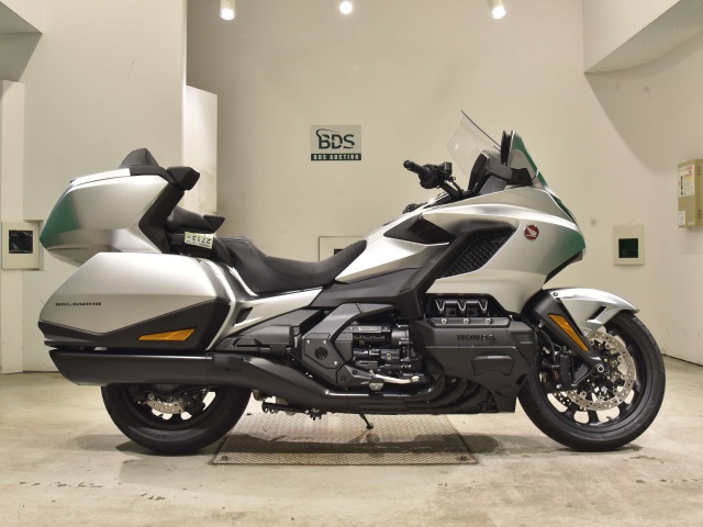 Honda GL1800 TOUR D 2025