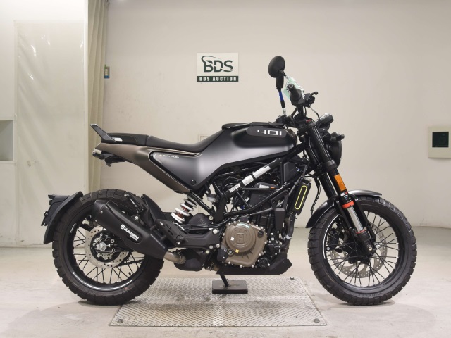 Husqvarna SVARTPILEN 401 2025