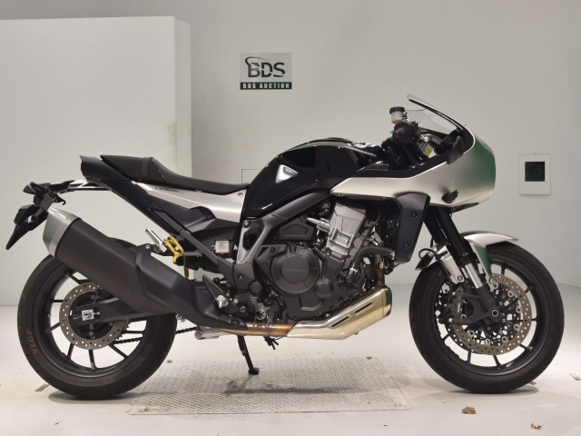 Honda HAWK11 2022