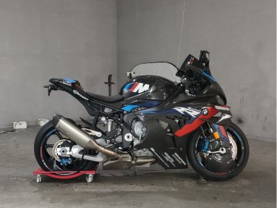BMW M1000RR 2024