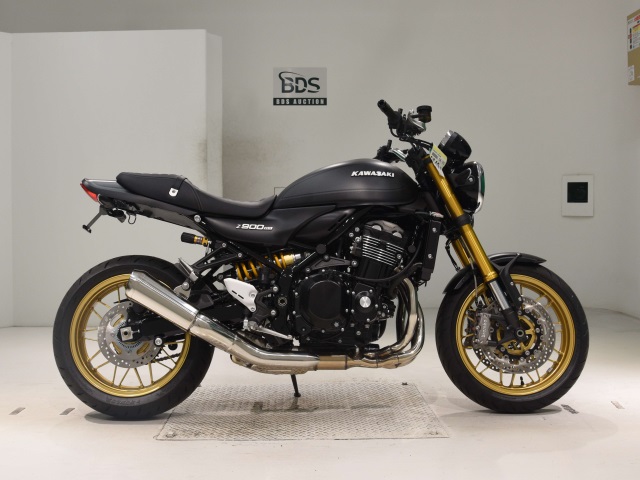 Kawasaki Z900RS SE 2025