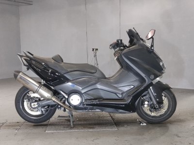Yamaha T-MAX530