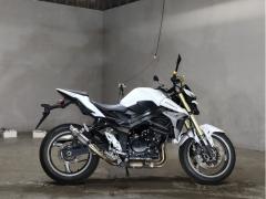 Suzuki GSR750 2013