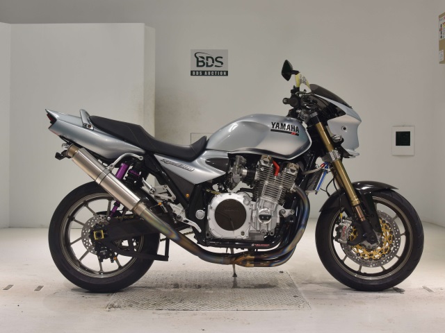 Yamaha XJR1300 2000