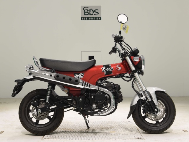 Honda DAX125 2022
