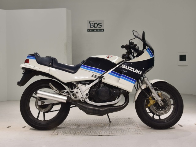 Suzuki RG250 GAMMA