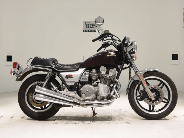 Honda CB750 CUSTOM 1981