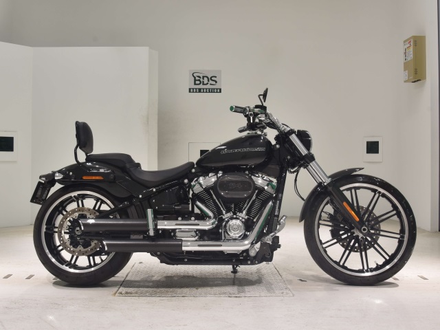 HD BREAKOUT FXBRS1870 2018