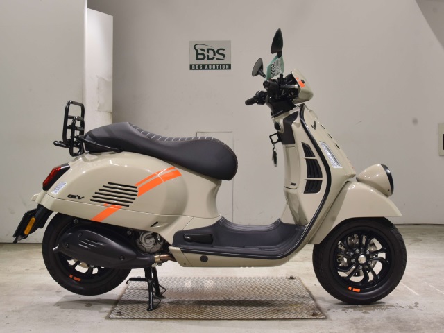 Vespa gtv300 2023