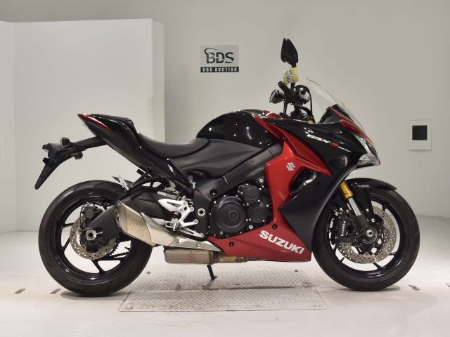Suzuki GSX-S1000F 2016