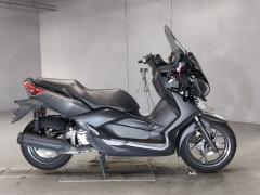 Yamaha X-MAX250