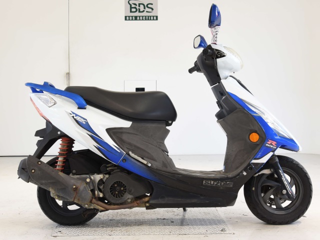 Suzuki GSR125 2014