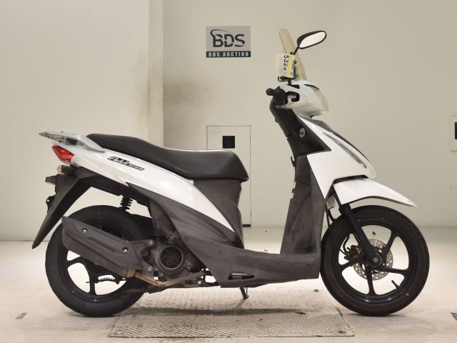 Suzuki ADDRESS V110