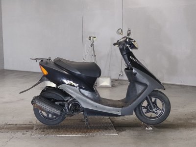 Honda DIO 2000