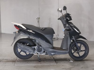 Suzuki ADDRESS V110