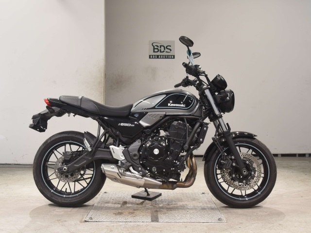 Kawasaki Z650RS 2023
