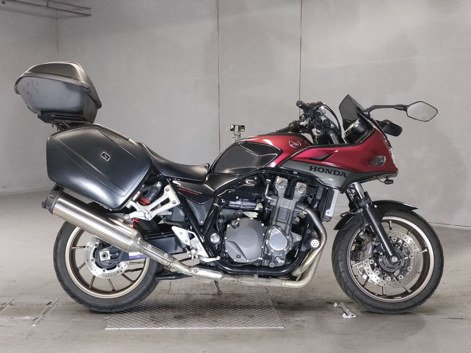 Honda CB1300SF BOLDOR 2015