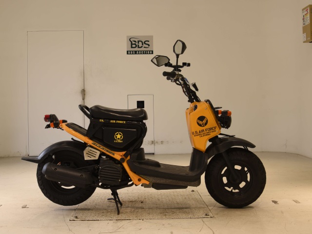 Honda ZOOMER 2006