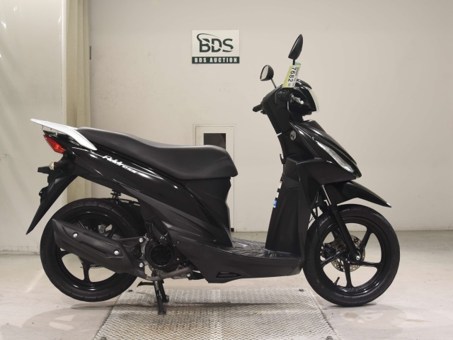 Suzuki ADDRESS V110
