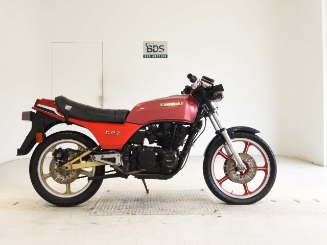Kawasaki Z550GP