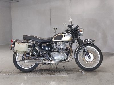 Kawasaki W650 2002