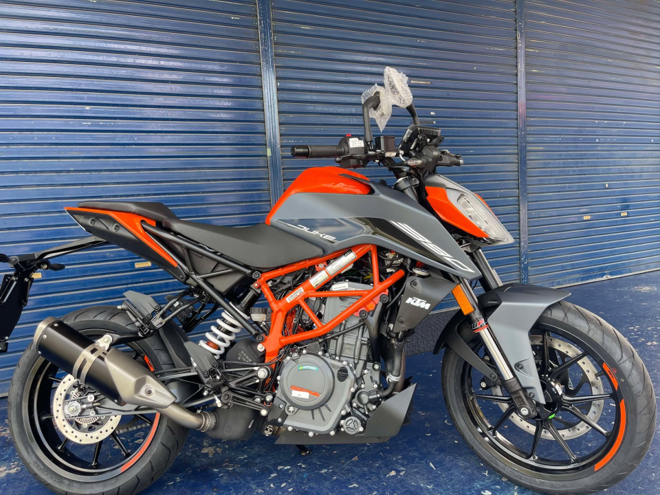 KTM 390 DUKE 2023
