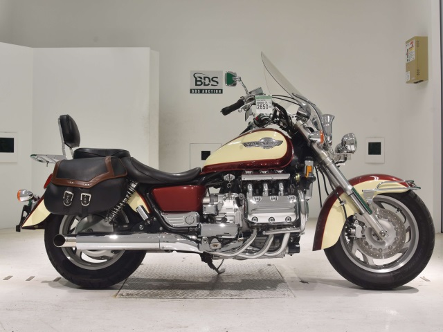 Honda GL1500C F6C VALKYRIE 1997