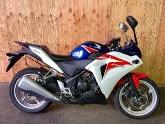 Honda CBR250R 2011