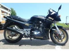Kawasaki GPZ900R 1989