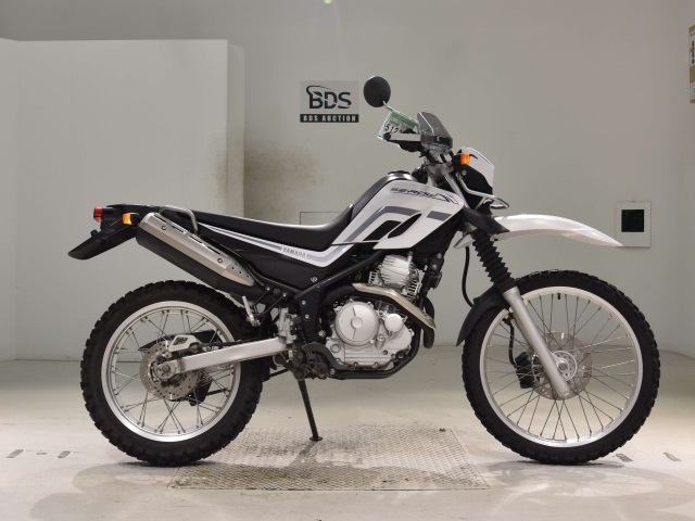 Yamaha SEROW XT250 2005