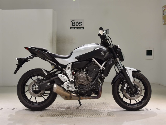 Yamaha MT-07 2015