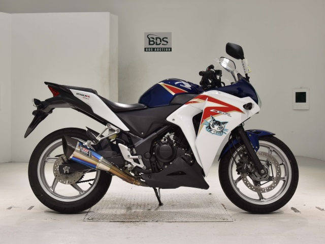 Honda CBR250RA 2011