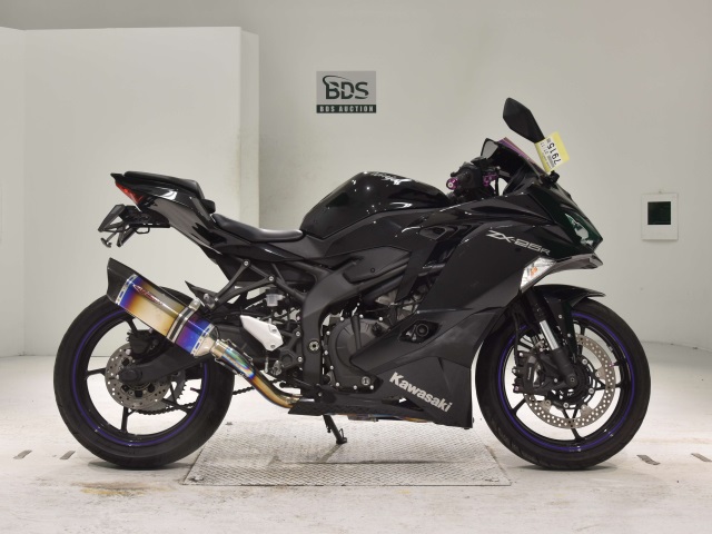 Kawasaki NINJA ZX-25R 2021