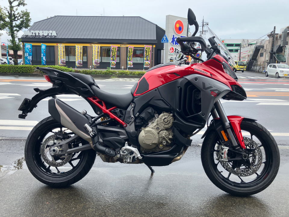 Ducati MULTISTRADA V4 2025